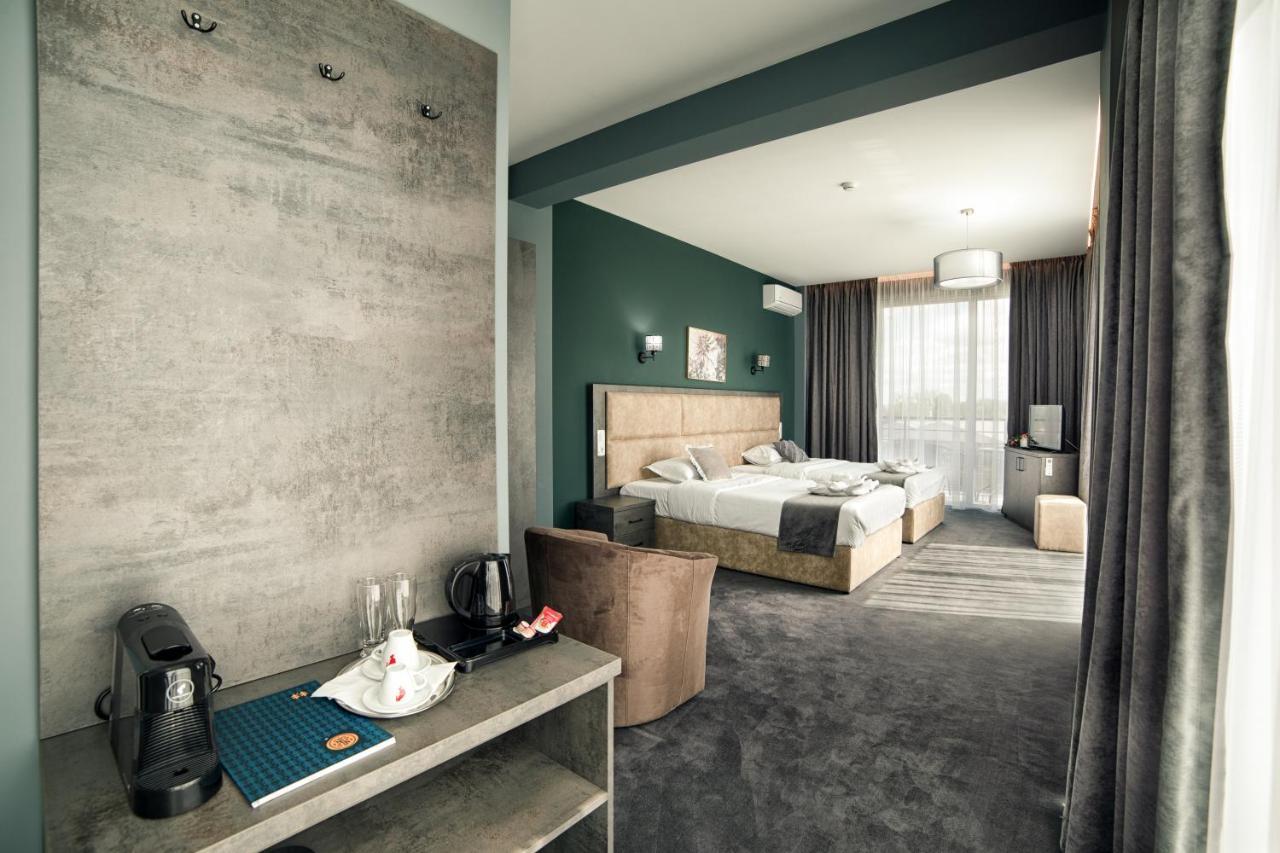 Hotel Nordic Twins & Wellness Radauti Phòng bức ảnh