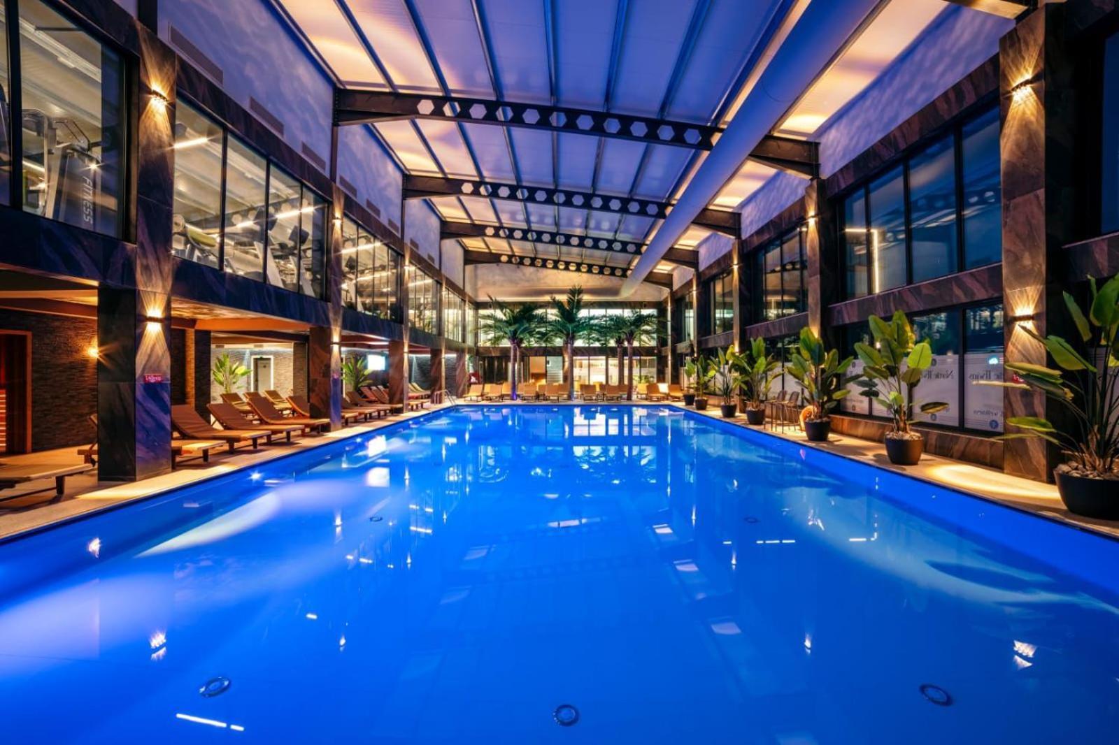 Hotel Nordic Twins & Wellness Radauti Ngoại thất bức ảnh