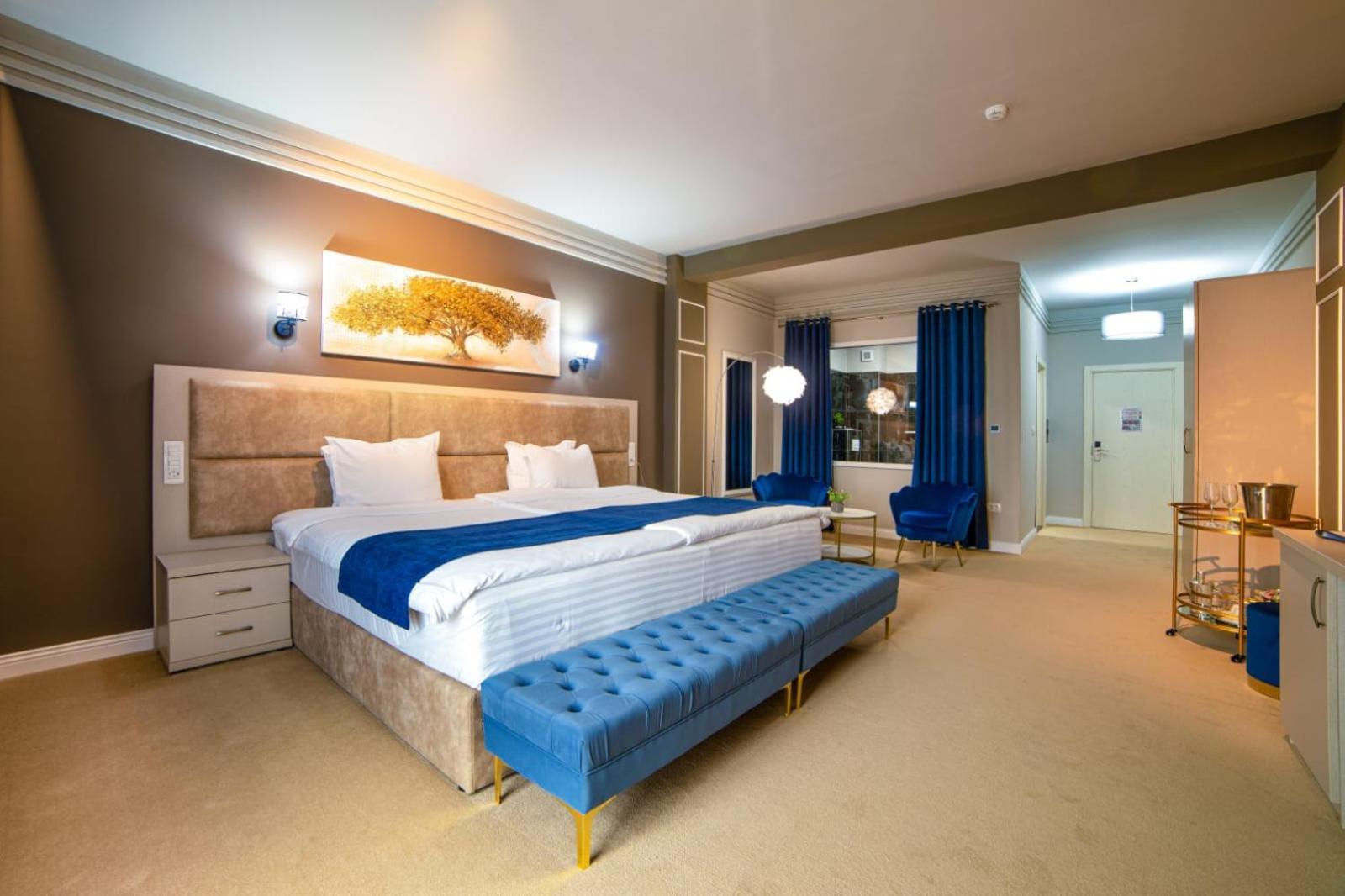 Hotel Nordic Twins & Wellness Radauti Ngoại thất bức ảnh